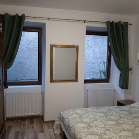 BistriţaSara House公寓 外观 照片